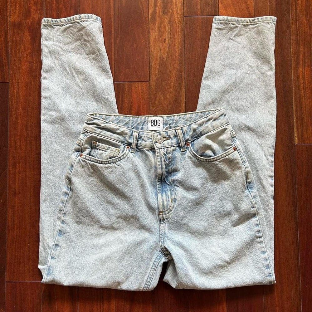 BDG Light Wash Mom Jeans